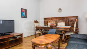 For Rent 170 m² space Private House in Vake dist.