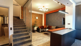For Sale 167 m² space Private House in Chugureti dist.