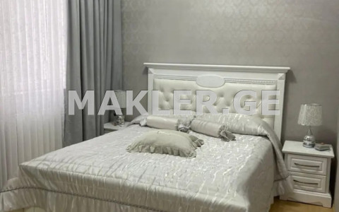  Сдаётся 3 комнатная  Квартира в Сабуртало  на ул. Миндели 