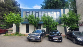 ქირავდება 131 m² ფართობის კომერციული ფართი ნავთლუღში