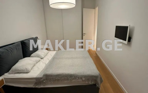  ქირავდება 2 ოთახიანი  ბინა ვაკეში  ი. ჭავჭავაძის გამზ. 