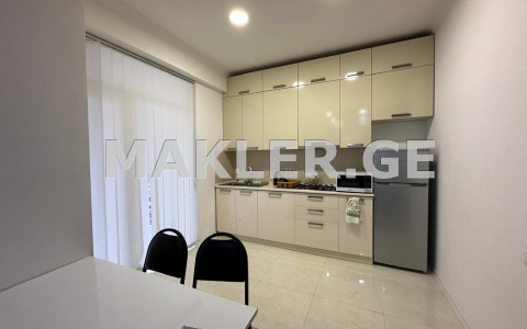  ქირავდება 2 ოთახიანი  ბინა ვაკეში  ყიფშიძის ქუჩაზე 