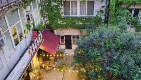 Сдаётся 110 m² площадь Коммерческая площадь на Мтацминда  (Старый Тбилиси)