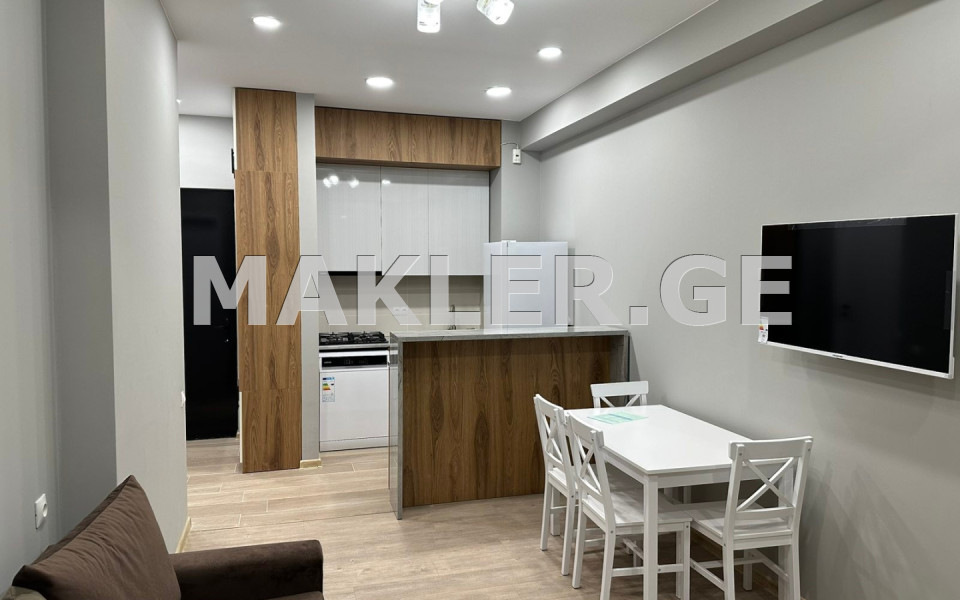  ქირავდება 2 ოთახიანი  ბინა საბურთალოზე  ანა პოლიტკოვსკაიას ქუჩაზე 