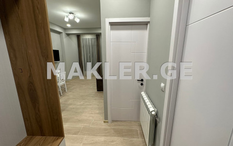  ქირავდება 2 ოთახიანი  ბინა საბურთალოზე  ანა პოლიტკოვსკაიას ქუჩაზე 