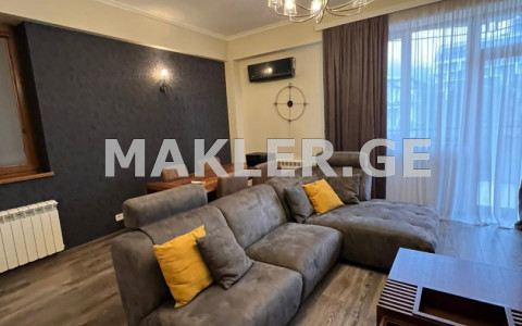  ქირავდება 3 ოთახიანი  ბინა ვაკეში  ი. ჭავჭავაძის გამზ. 