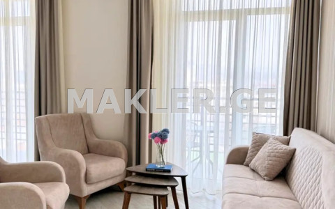  ქირავდება 3 ოთახიანი  ბინა ვერაზე  ხორავას ქუჩაზე 