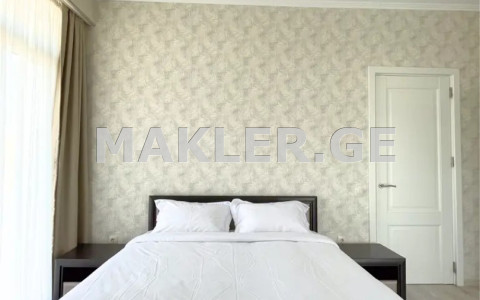  ქირავდება 3 ოთახიანი  ბინა ვერაზე  ხორავას ქუჩაზე 