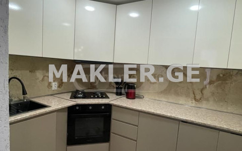  Сдаётся 3 комнатная  Квартира в Ваке  на ул. Тамарашвили 