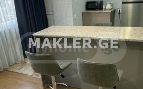  Сдаётся 3 комнатная  Квартира в Ваке  на ул. Тамарашвили 