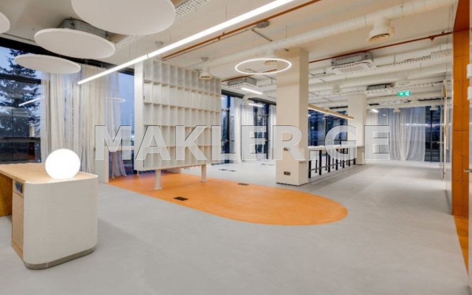  Kiralık 210 m²  Büro & Ofis in Vake dist.  
