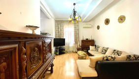 Продается 109 m² площадь Частный дом в Абанотубани (Старый Тбилиси)