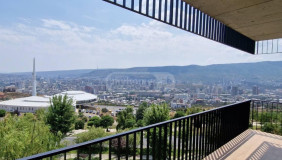 For Rent 3 room  Apartment near the Lisi lake