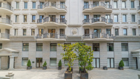 Продается или Сдаётся 3 комнатная  Квартира на Мтацминда  (Старый Тбилиси)