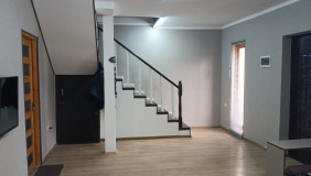 For Rent 130 m² space Private House in Vazisubani dist.