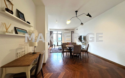  For Rent 4 room  Apartment in Vake dist.  in Taktakishvili st. 