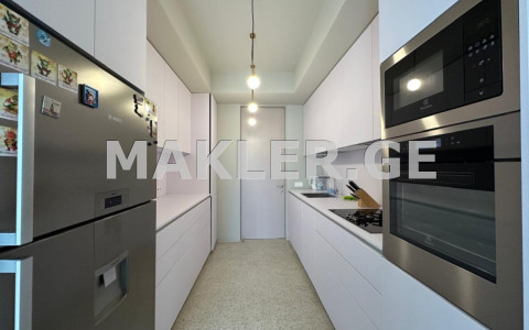  For Rent 4 room  Apartment in Vake dist.  in Taktakishvili st. 