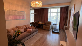 For Sale 4 room  Apartment in Vake dist.