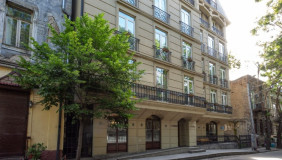 Продается 1204 m² площадь Коммерческая площадь на Мтацминда  (Старый Тбилиси)