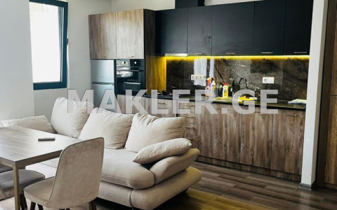  ქირავდება 3 ოთახიანი  ბინა საბურთალოზე  კამანის ჩიხი 