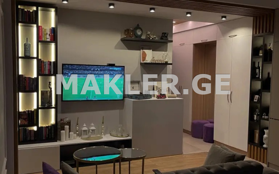  Сдаётся 2 комнатная  Квартира в Ваке  на ул. Мцкета 