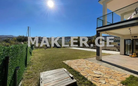  For Sale 600 m² space Private House in Tkhinvali
