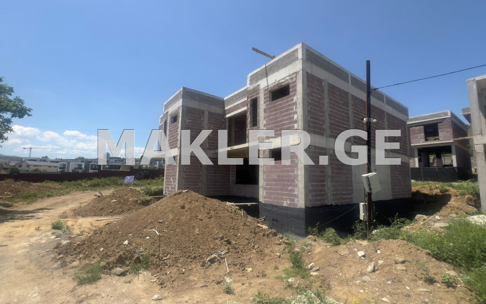  იყიდება მშენებარე საკუთარი სახლი საბურთალოზე