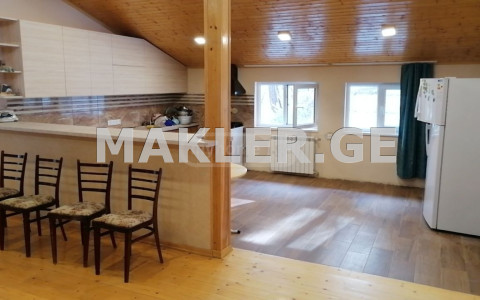  For Rent 200 m² space Private House in Vake dist.  in G. Svanidze st. 