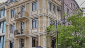 Сдаётся 1 комнатная  Квартира на Мтацминда  (Старый Тбилиси)
