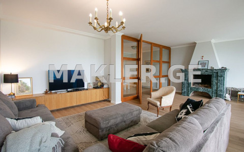  Satılık 470 m²  Villa in Bagebi dist.  in Uchaneishvili st. 