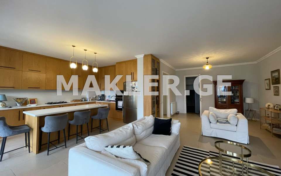 Satılık 442 m²  Villa in Bagebi dist.  in Uchaneishvili st. 