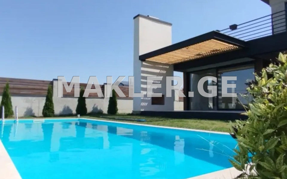  იყიდება 520 m² ფართობის საკუთარი სახლი წავკისში