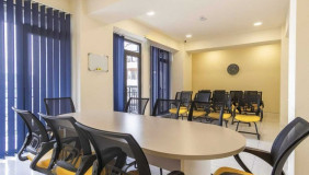 Продается 727 m² площадь Коммерческая площадь в Сабуртало