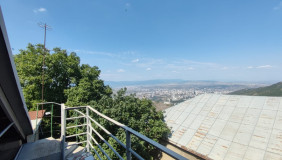 For Sale 520 m² space Private House in Tskneti dist.