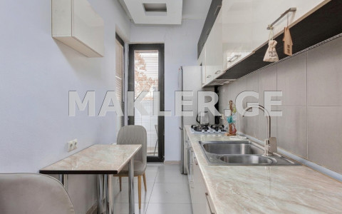  出租 2 room  公寓 瓦凯区  on Ir. Abashidze st. 