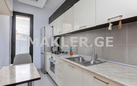  出租 2 room  公寓 瓦凯区  on Ir. Abashidze st. 