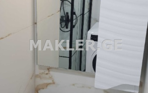  ქირავდება 2 ოთახიანი  ბინა ვაკეში  ყიფშიძის ქუჩაზე 