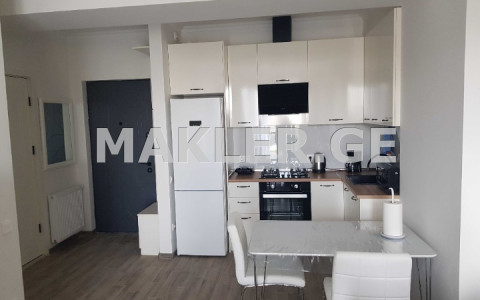  ქირავდება 2 ოთახიანი  ბინა ვაკეში  ყიფშიძის ქუჩაზე 