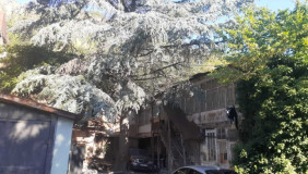 For Sale 400 m² space Private House in Mtatsminda dist. (Old Tbilisi)