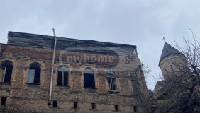 Satılık 230 m²  Villa in Sololaki dist. (Old Tbilisi)