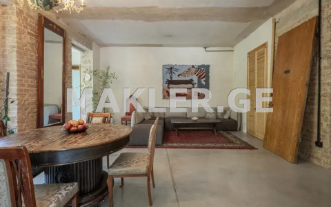  For Rent 2 room  Apartment in Vake dist.  in Paliashvili st. 