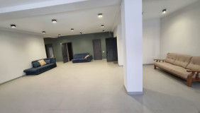 Продается или Сдаётся 176 m² площадь Офис в Ваке