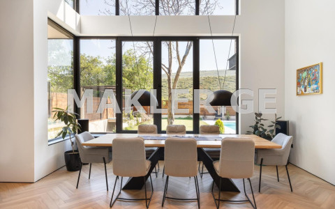  For Sale 240 m² space Private House in Digomi village
