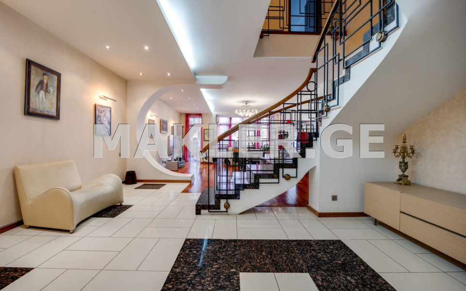  Satılık 6   Daire in Vake dist.  in Paliashvili st. 