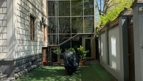 For Sale 640 m² space Private House in Saburtalo dist.