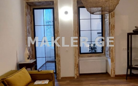  Kiralık 3 room  Daire in Mtatsminda dist. (Old Tbilisi)  in Ingorokva st. 