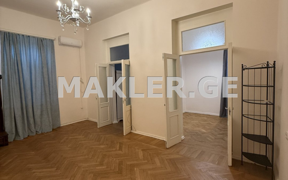  For Rent 3 room  Apartment in Vake dist.  in Arakishvili II turn 