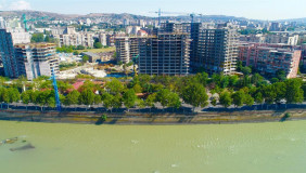 Satılık 3200 m²  İşyeri in Didube dist.