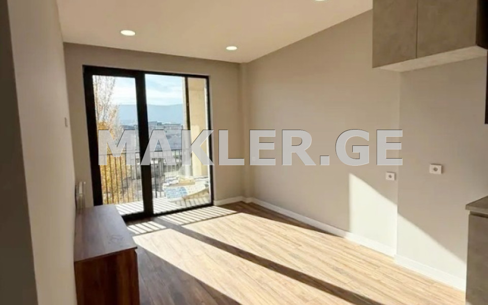  იყიდება 2 ოთახიანი  ბინა საბურთალოზე  ფერმწერთა ქუჩაზე 