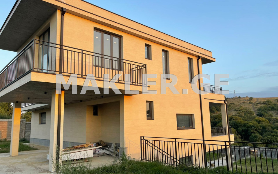  For Rent 410 m² space Private House in Kojori